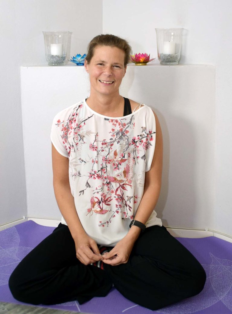 Kiireen keskellä mieli ja keho kaipaa rauhaa, Vihtiläinen Riikka Lahti ja Loitsija Oy auttavat