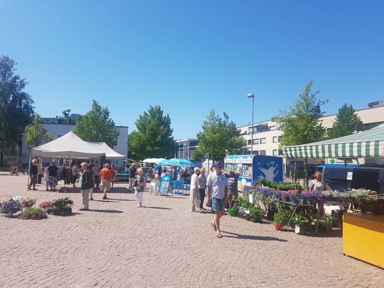 Lohjalla torin paikka on keskustassa