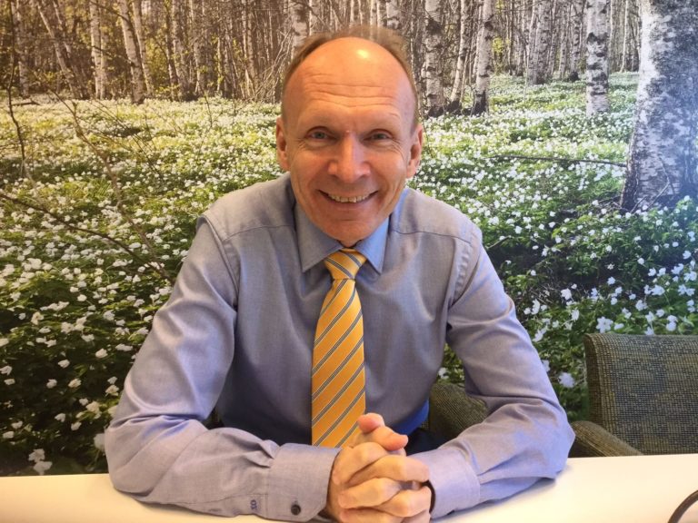 Länsi-Uudenmaan Osuuspankin toimitusjohtaja Jarmo Viitanen OP Helsingin toimitusjohtajaksi
