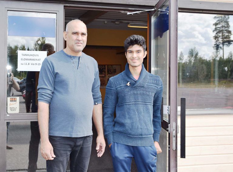 Tanhuhovin kirppiksen nykyaikaan kuuluvat Facebook livelähetykset