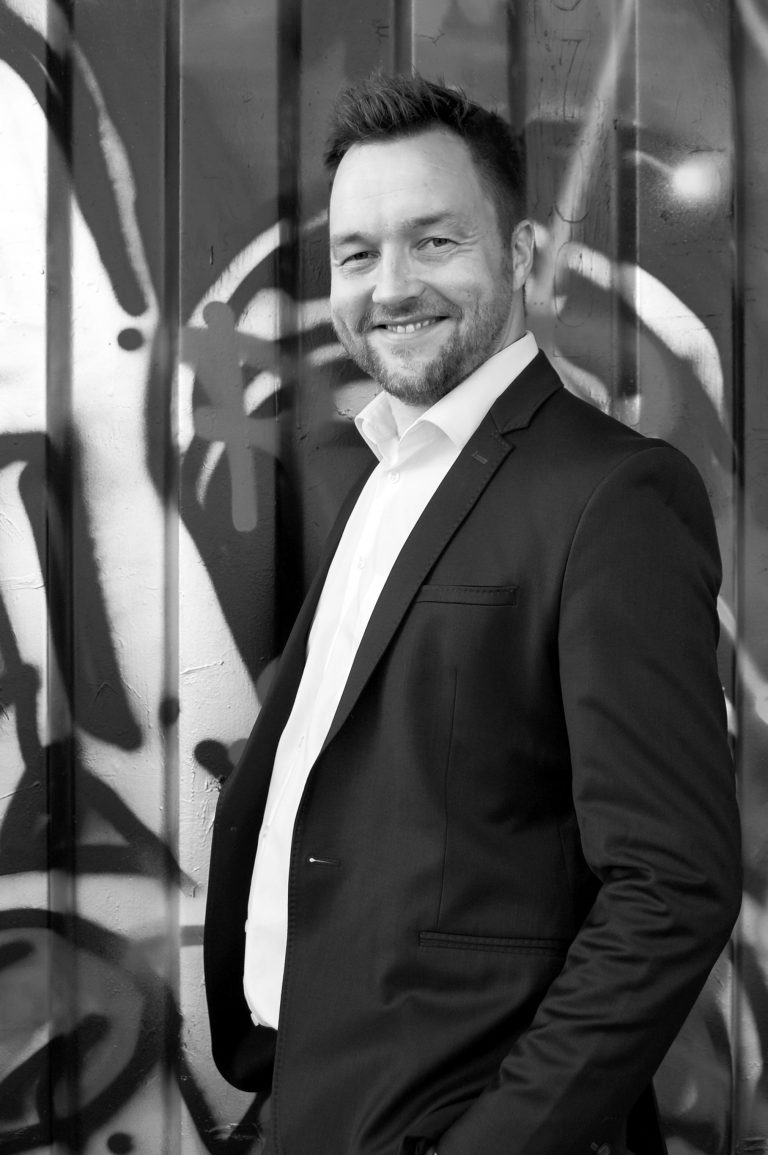 Lohjan laulava kauppias palaa lavalle