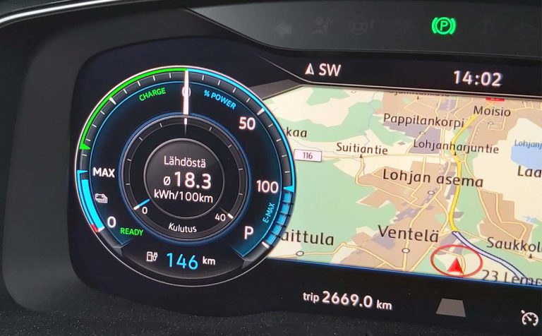 Autot ja muuttuva  yhteiskunta