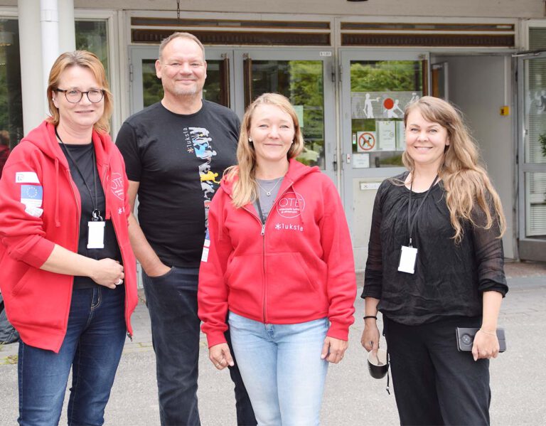 Opiskelija, nyt et jää yksin!