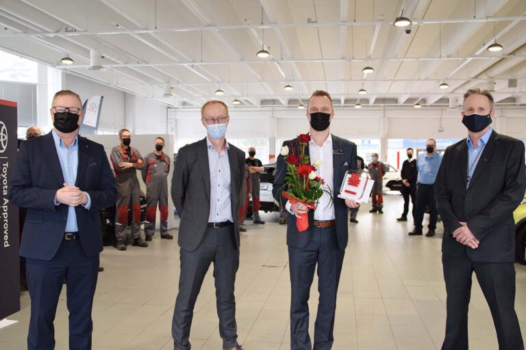 Lohjan Autokeskukselle tunnustusta Toyotalta