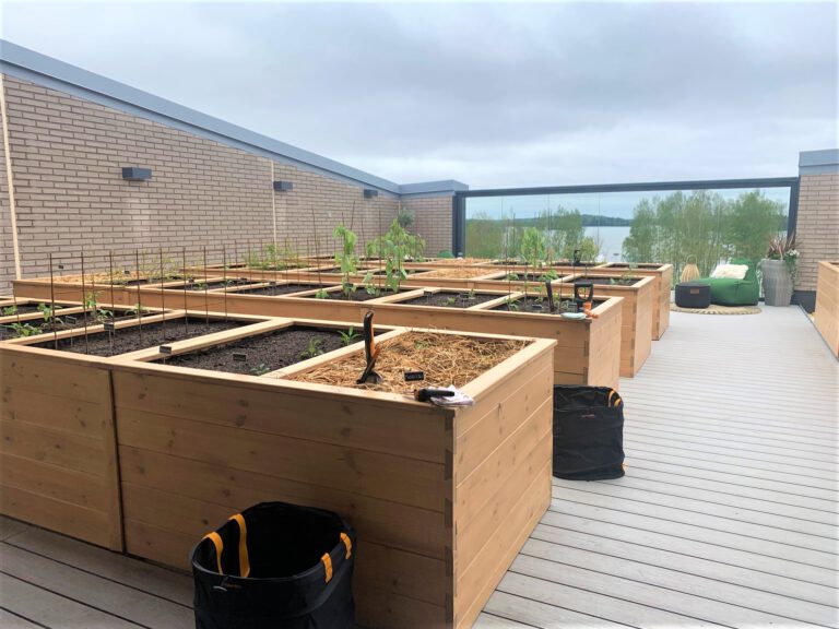 TA-Asumisoikeus Oy Asuntomessujen Vihreä teko -kilpailun voittoon. Talo Pyörteelle ja Lohjan Saarennalle kunniamaininnat