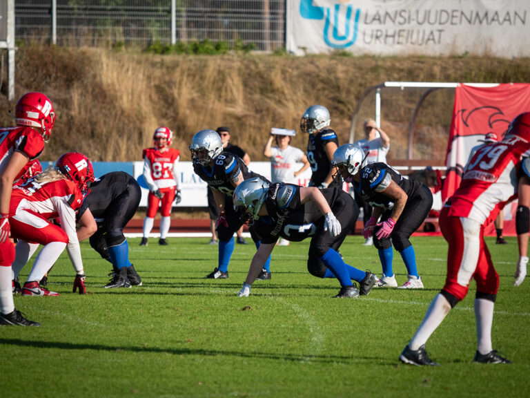 Amerikkalaisen jalkapallon alkeiskurssi naisille