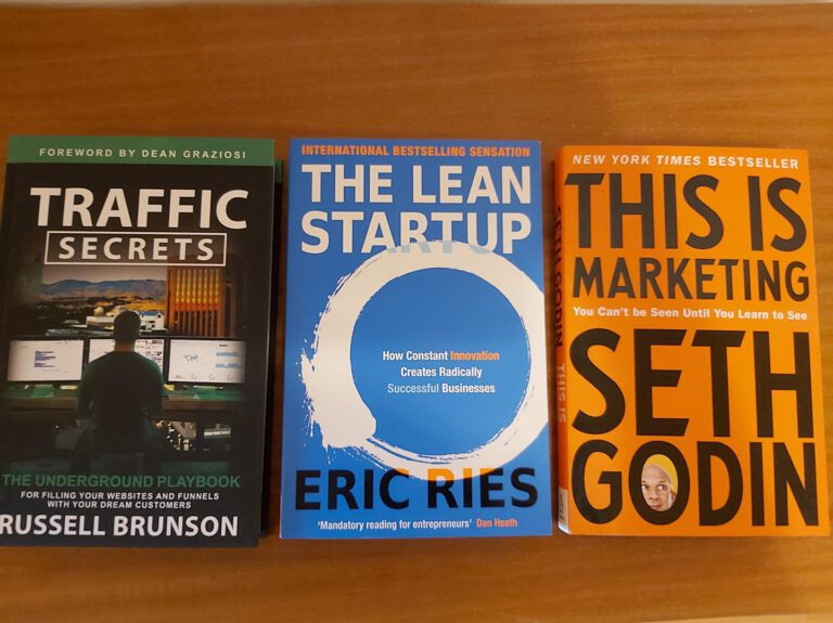 Brändimaininnat ja natiiviteksti: Näkymättömästä signaalista E-E-A-T:n kulmakiveksi tekoälyn aikakaudella