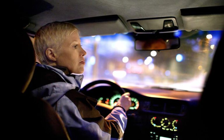 Liian moni ajaa stop-merkin ohi pysähtymättä