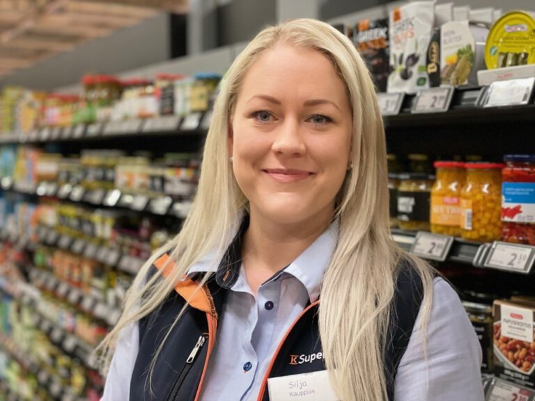 Silja Törrösestä Lohjan K-Citymarketin kauppias