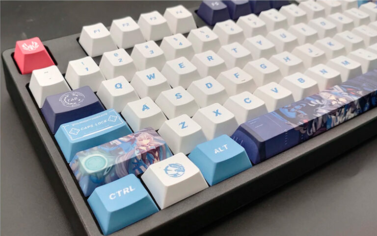 Tyyliä pelaamiseen näppäimistön avulla