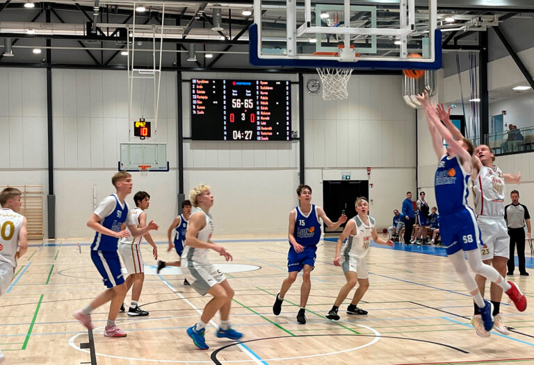 LoU Basketin MU17 joukkue aloitti SM-sarjan voitolla