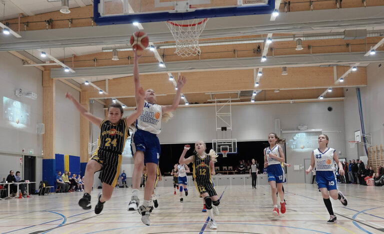 Koripallo on monipuolinen urheilulaji