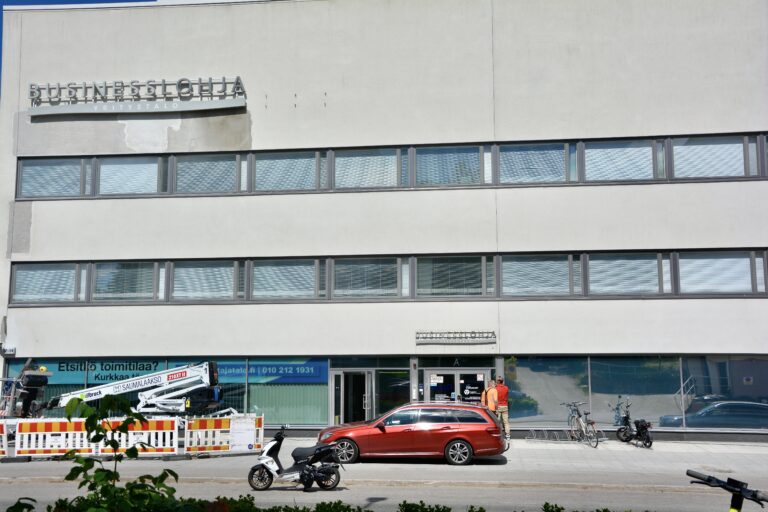 Lohjan yrityspalvelut toteutetaan jatkossa kaupungin toimesta