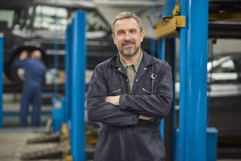 Kuinka yritys voi säästää kuluissa ja lisätä kannattavuutta?