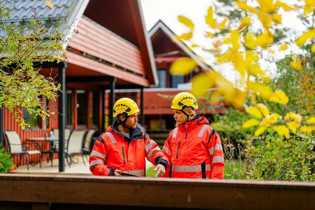 Valokuitunen Oy rakentaa valokuituyhteyksiä taajamien koteihin ja yrityksiin valtakunnallisesti sinne, missä kysyntää on eniten.