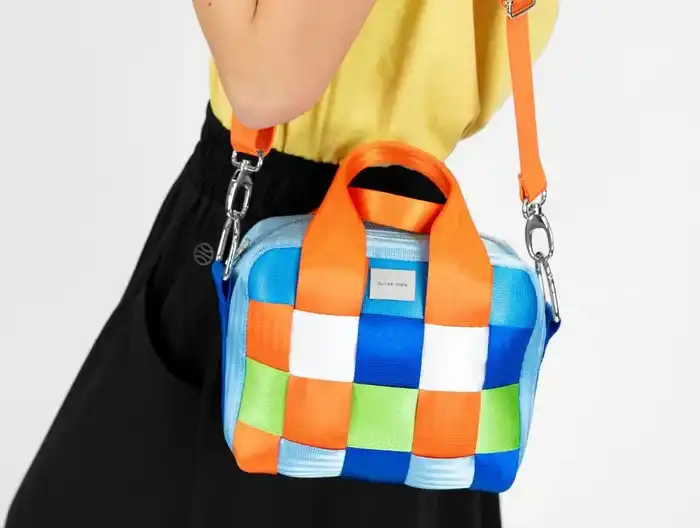 Rakastettu HILLA-laukku