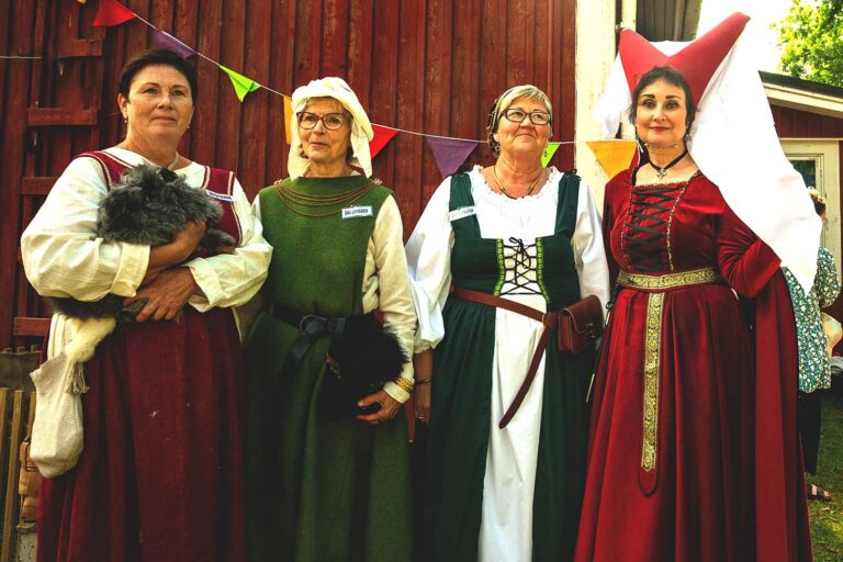 Keskiaikaiset Markkinat Siuntion Kirkolla lauantaina 10.8 klo 10-15