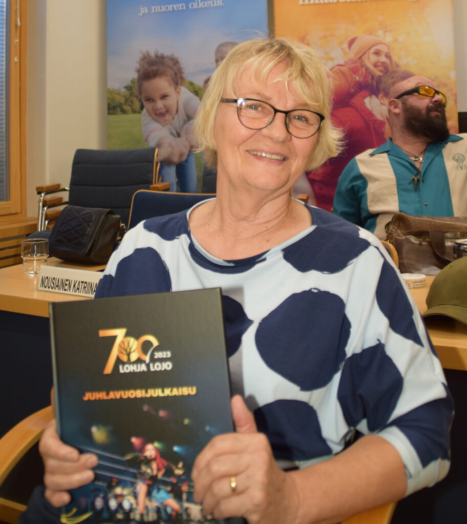 Maittila ja Lohja 700v kirja