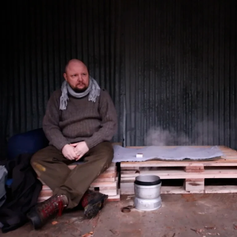 Galleria Luts mediataiteen tilassa Matti Pirhosen ”Heitä tuli miljoonia”