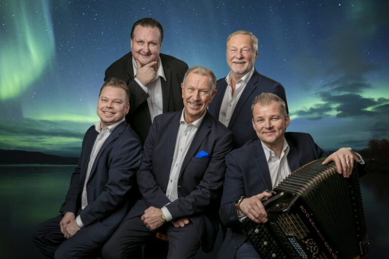 Lasse Hoikka & Souvarit