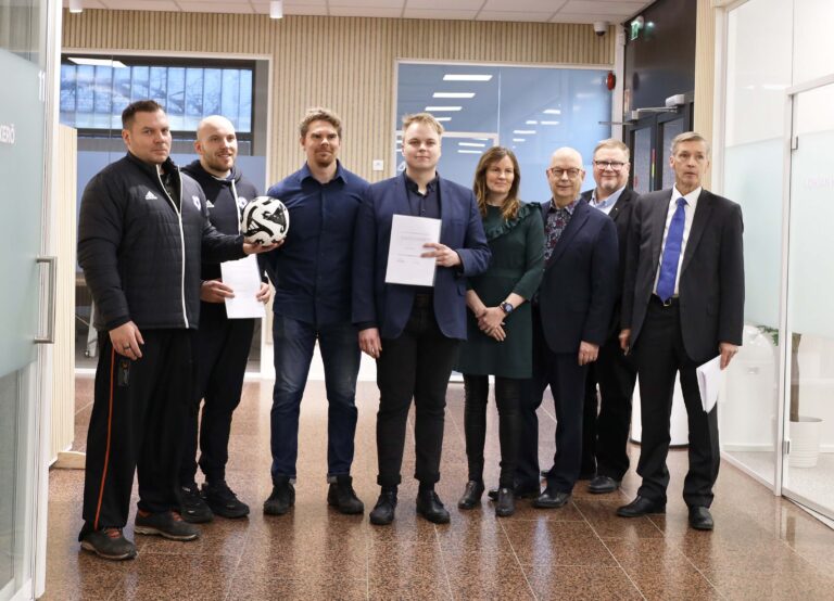 Länsi-Uudenmaan Säästöpankkisäätiö sr myöntää apurahoja ja avustuksia