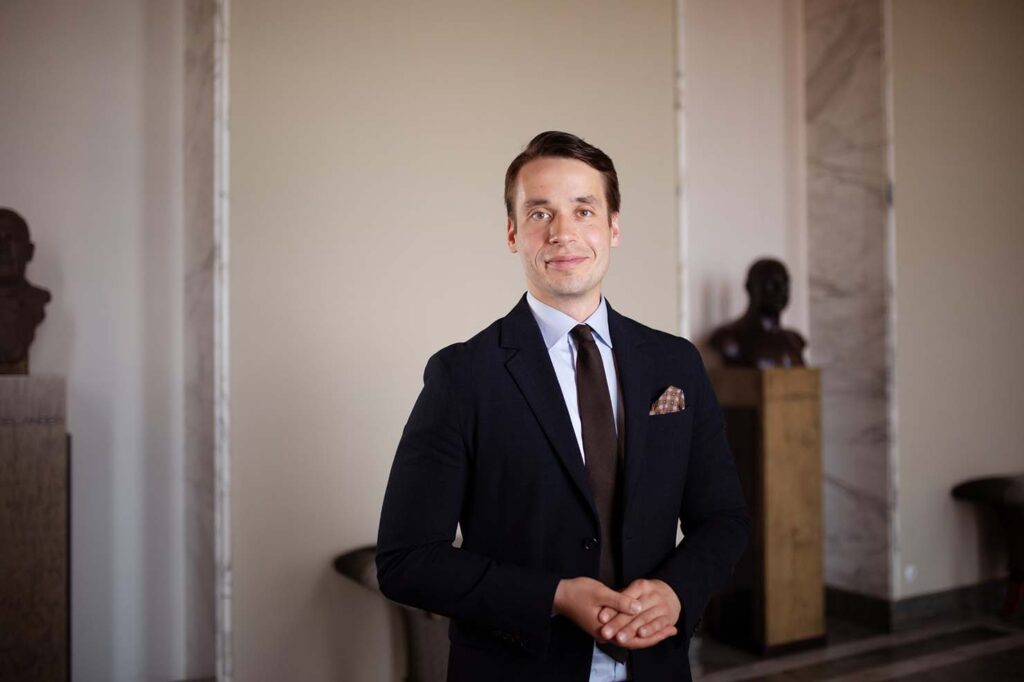 Inkoon kunnanhallituksen puheenjohtaja Henrik Wickström