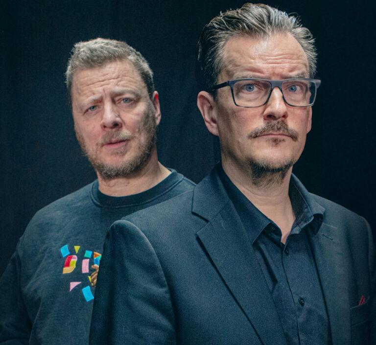 Suomalaiset standup-tähdet Lohjalla lauantaina: Jaakko Saariluoma ja André Wickström