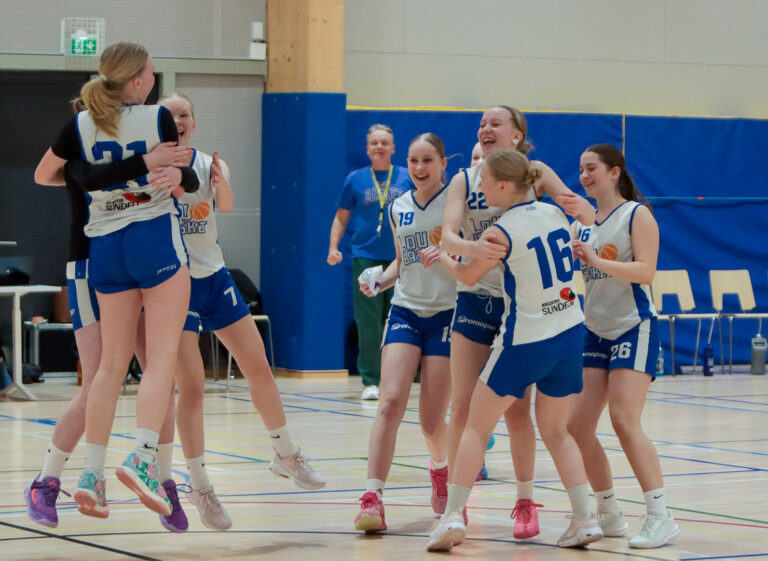 LoU Basketin WU16 saavutti nuorten SM-Sarjassa kuudennen sijan
