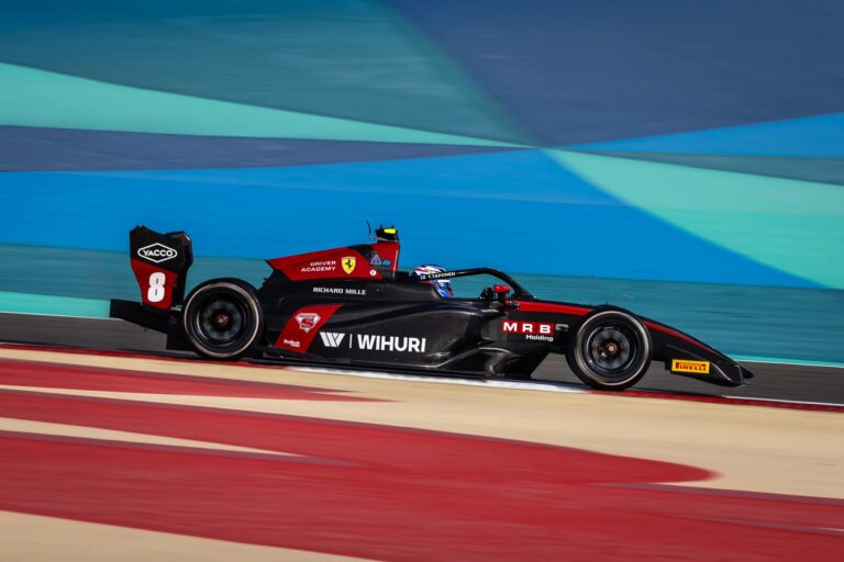 Tuukka Taposella pisterikas F3 kilpailu Bahrainissa