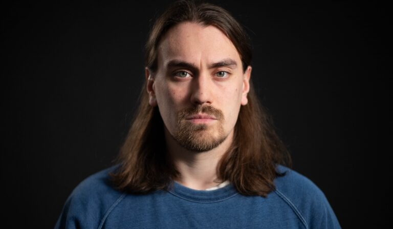 Juice-musiikkinäytelmä: ”Erkki Twistaa” tuo rokkia, huumoria ja legendat Lohjan kesään