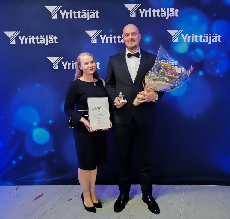 Yrittäjän päivää juhlittiin Lohjalla – Vuoden 2025 nuori yrittäjä Lohjalla on Joona ja Janica Palenius, PaleWatti Oy
