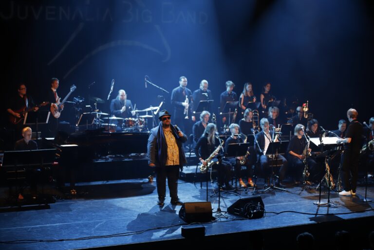 Syksyn svengaava kohokohta: Van Halen soi isona – Pitkämö & Juvenalia Big Band Laurentiukseen