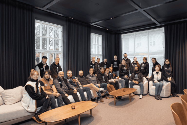 KÄÄPÄ Biotech vastaanottaa 9 miljoonan euron strategisen sijoituksen PeakBridgeltä ja Zintinukselta