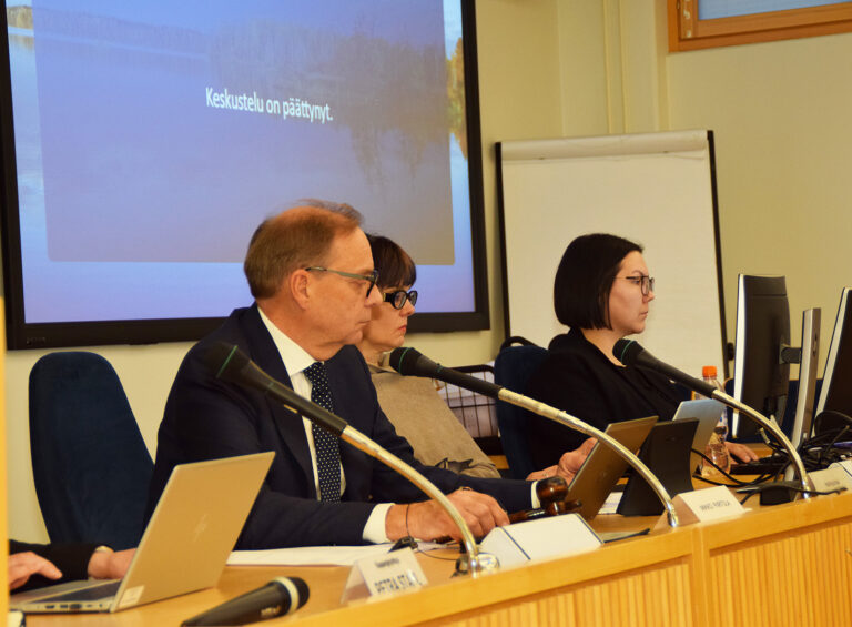 Lohjan päättäjät tekivät maanantaina isoja päätöksiä