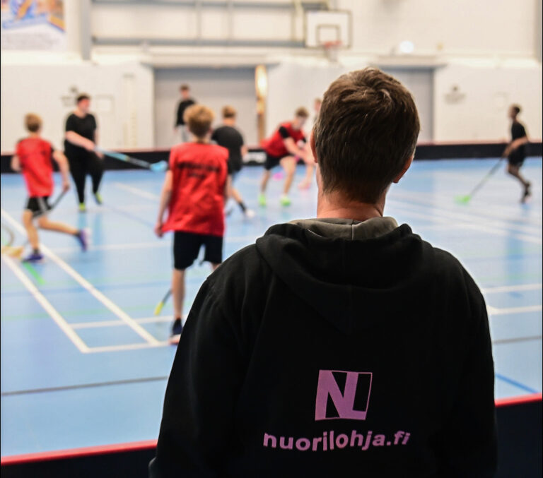 Lohjalla kokeillaan marraskuussa uudenlaisia nuorten iltoja 12-17-vuotiaille nuorille