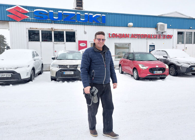 Suzuki Vitara – monipuolinen pieni SUV