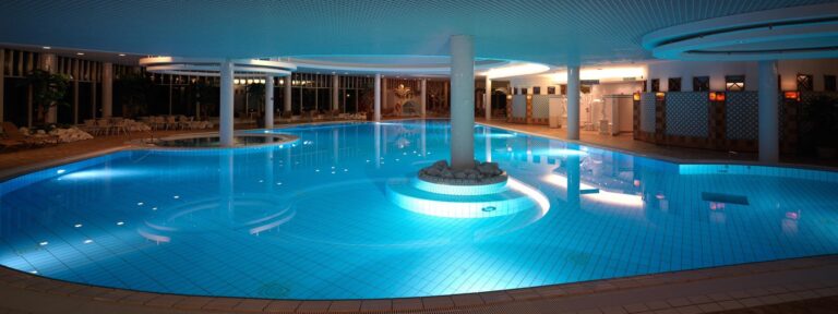 Talviloma kutsuu Naantalin kylpylän lämpöön