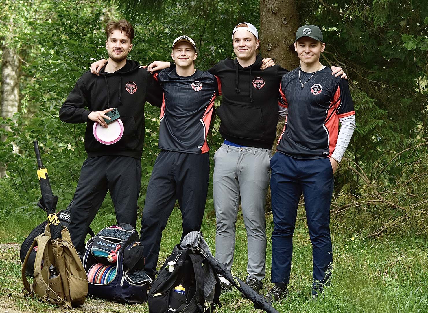 NFS:n joukkueessa pelasivat Aaro Tuomela, Oiva Päivänsalo, Joona Tuomela sekä Markus Arvela