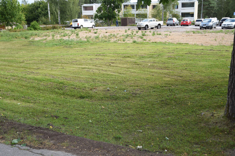 Lohjan kaupunginvaltuuston kokouksella teknisiä ongelmia