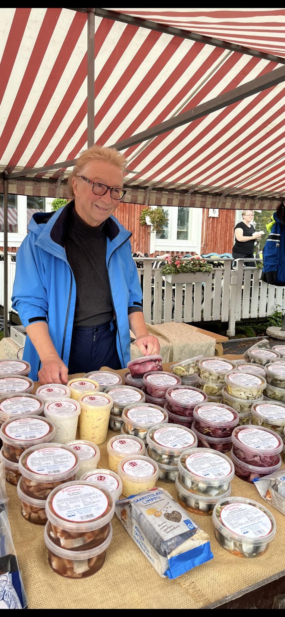 Syksyn silakkamarkkinat tuovat meren maut Degerby Deliin